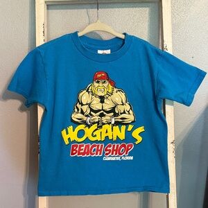 Hulk Hogan’s Beach Shop Clearwater Florida Blue Kids T-Shirt Size 4t